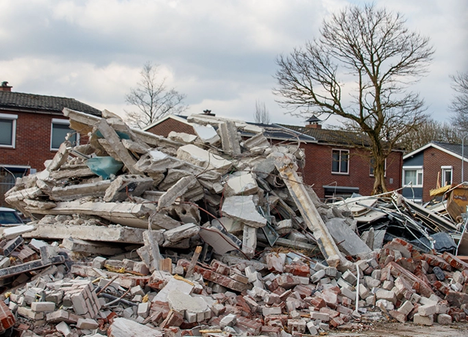 professional demolition services in etobicoke