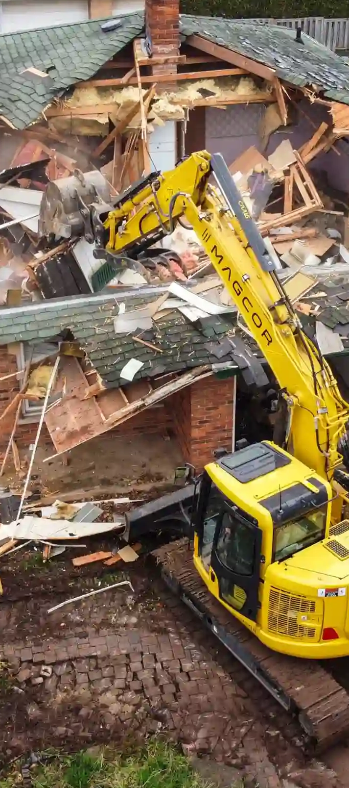 magcor demolition for demolition services in the oakville